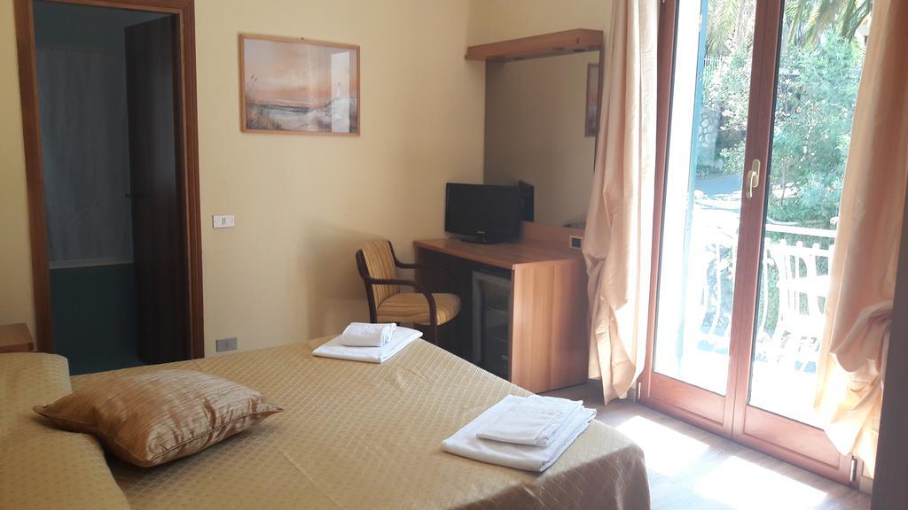 Hotel Residence Moneglia 2*